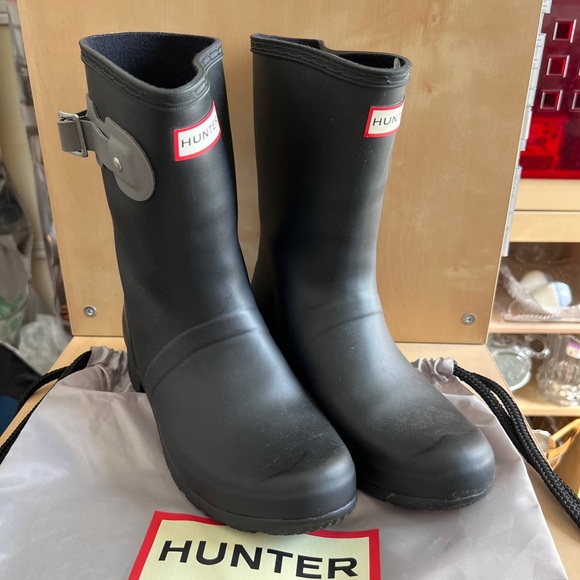 Hunter Women\'s Original Tour Short Waterproof Rubber Rain Boots Black Size 7 main image 10